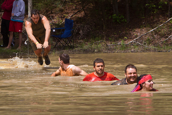 Zombie Mud Run-16