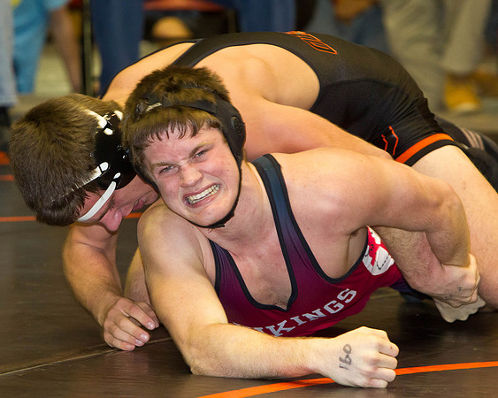 SP.120112.WRESTLE.JLK-5