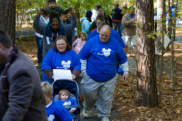 ALL Hunters Hope Walk 2010 photos by Jim Kenny-18
