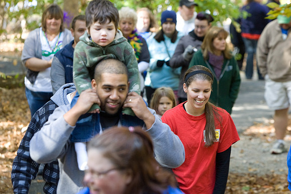 ALL Hunters Hope Walk 2010 photos by Jim Kenny-19