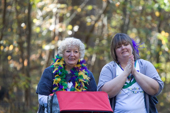 ALL Hunters Hope Walk 2010 photos by Jim Kenny-16