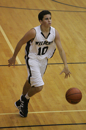 SP.112211.BASKETBALL-6