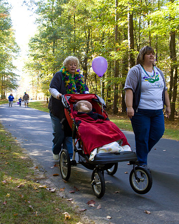 Hunters Hope Walk 2010 photos by Jim Kenny-5