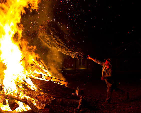 Bonfire 2013-5